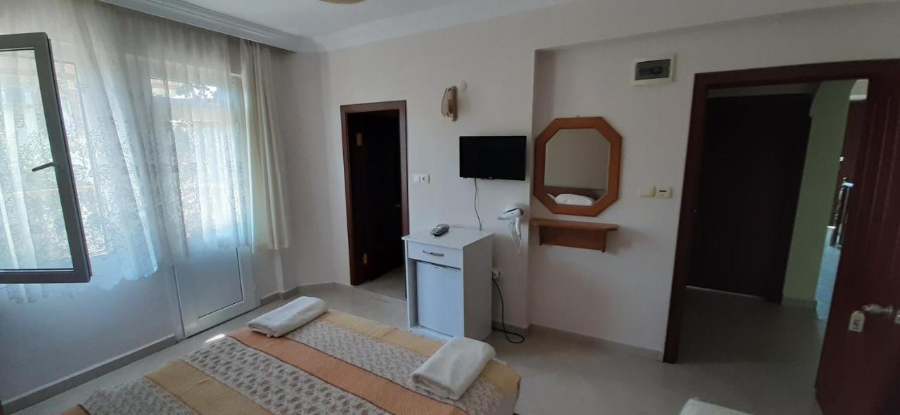 אולודניץ Everest Apart Hotel מראה חיצוני תמונה