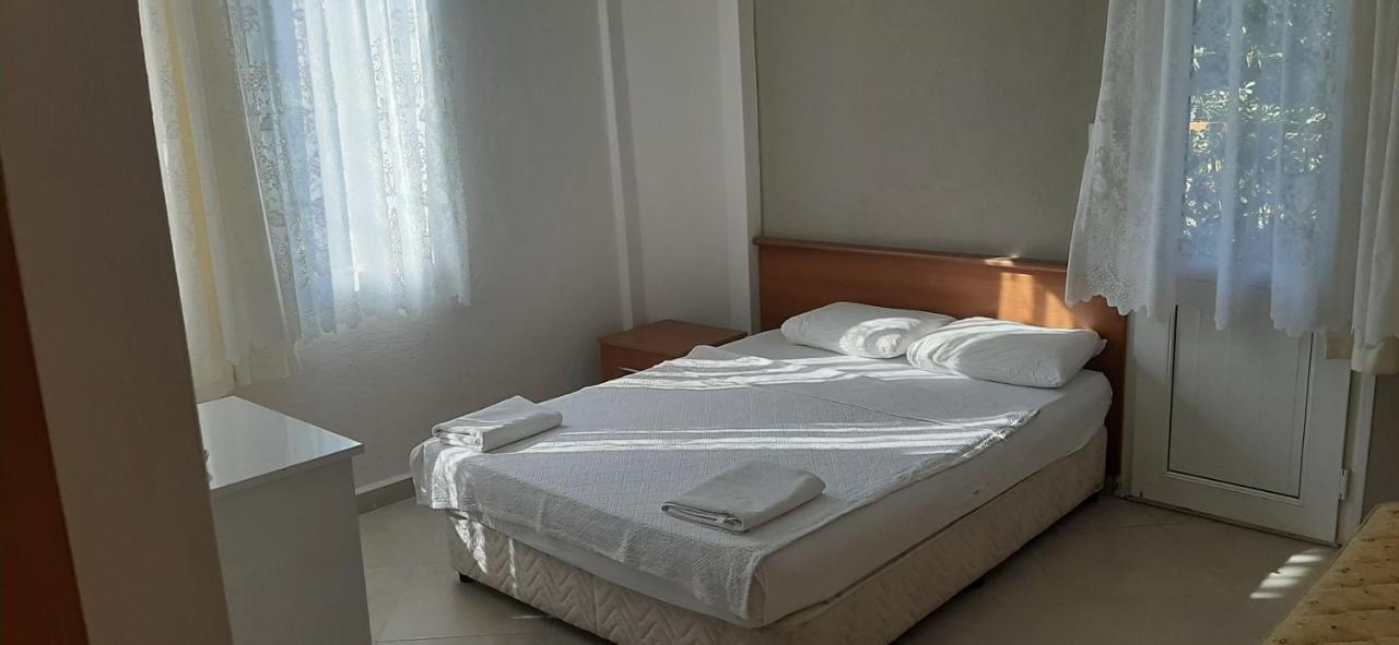 אולודניץ Everest Apart Hotel מראה חיצוני תמונה
