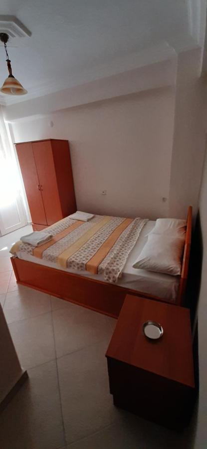 אולודניץ Everest Apart Hotel מראה חיצוני תמונה