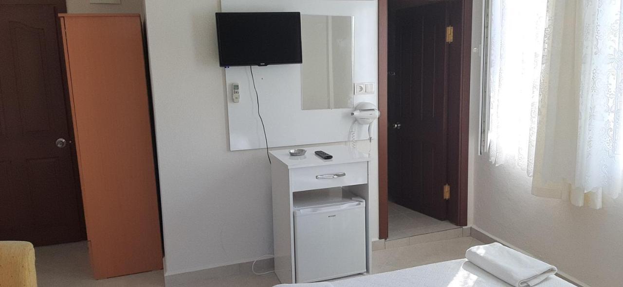 אולודניץ Everest Apart Hotel מראה חיצוני תמונה