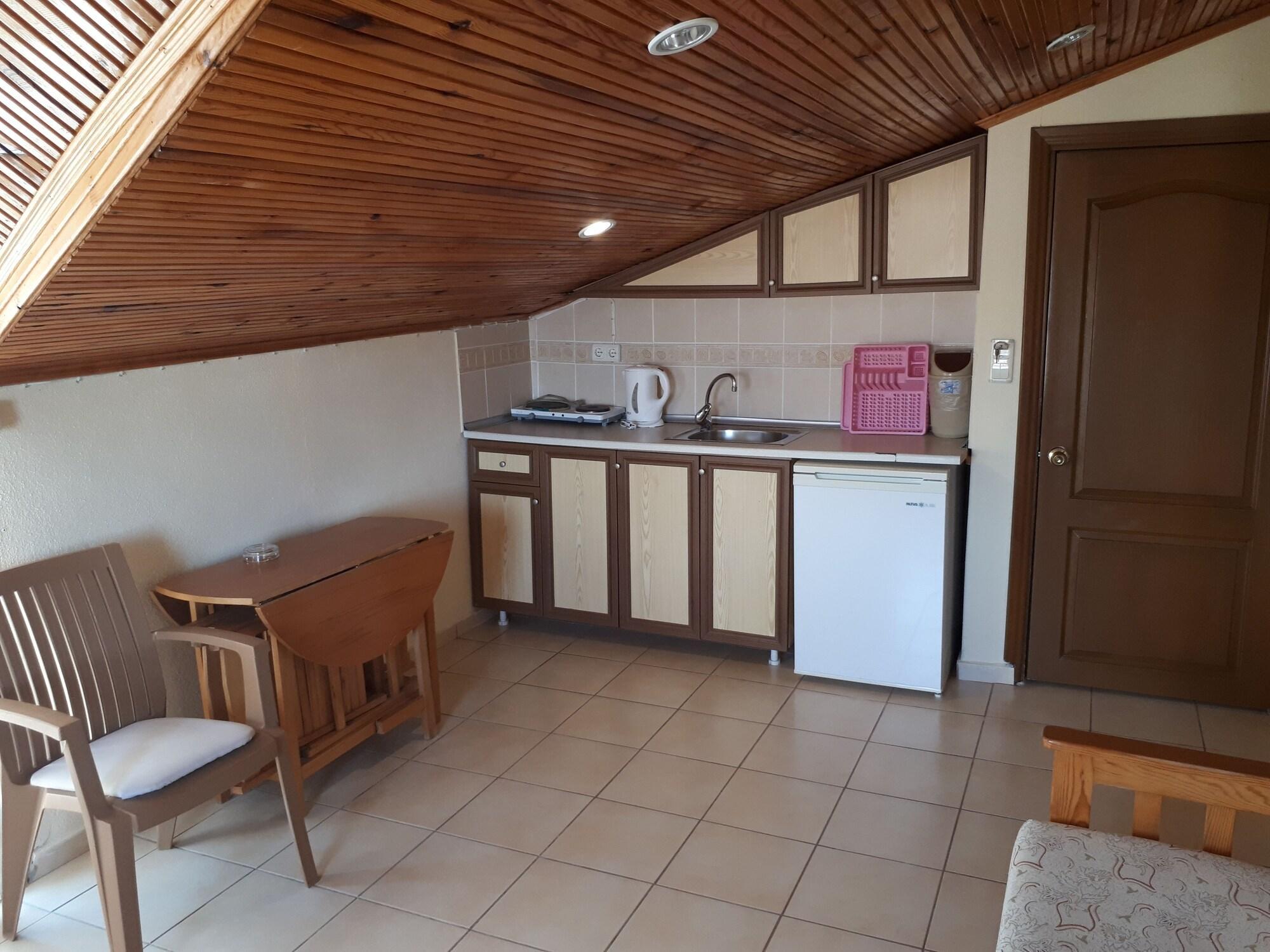 אולודניץ Everest Apart Hotel מראה חיצוני תמונה