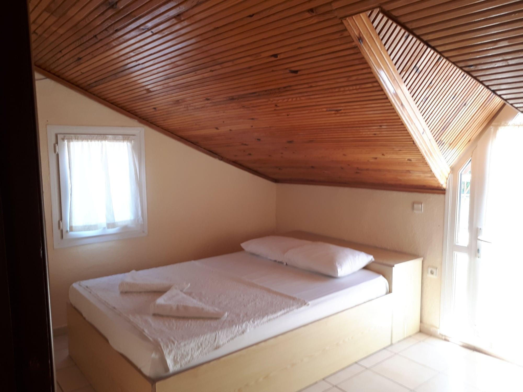 אולודניץ Everest Apart Hotel מראה חיצוני תמונה