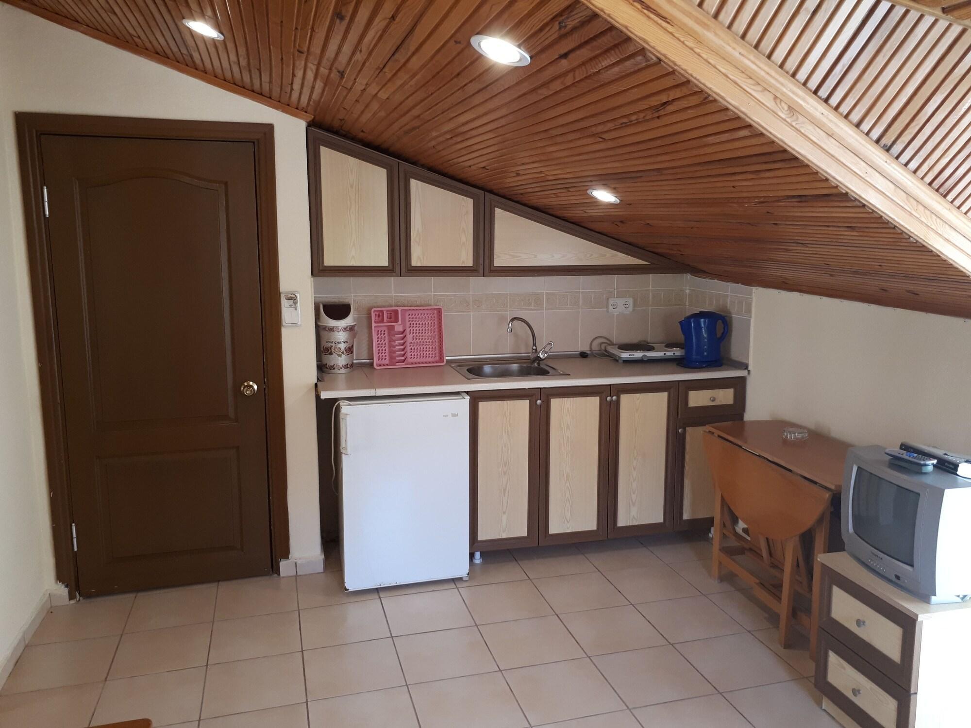 אולודניץ Everest Apart Hotel מראה חיצוני תמונה