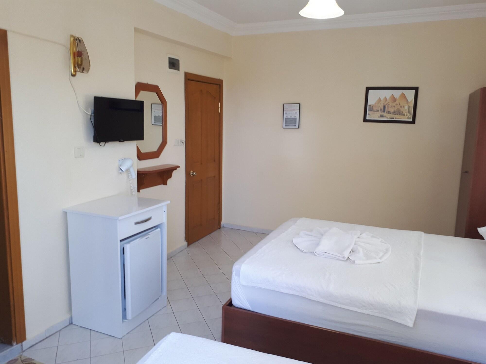 אולודניץ Everest Apart Hotel מראה חיצוני תמונה