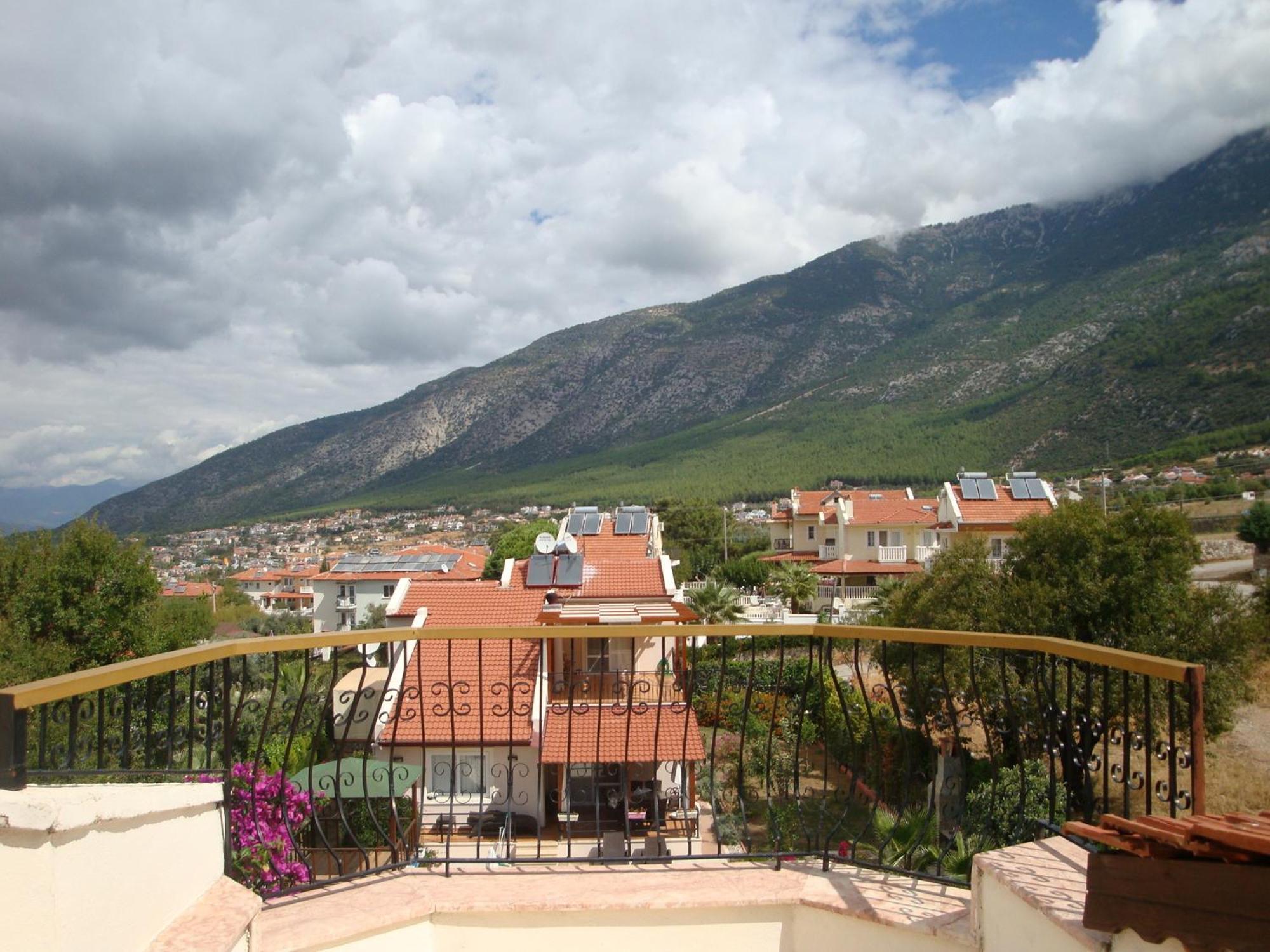 אולודניץ Everest Apart Hotel חדר תמונה