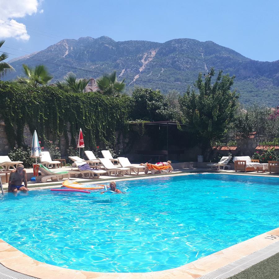אולודניץ Everest Apart Hotel מראה חיצוני תמונה